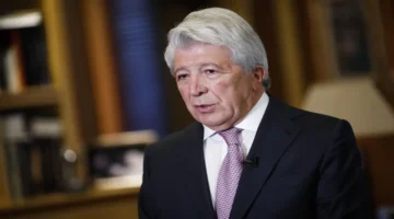 رئيس أتلتيكو مدريد يهاجم مستوى تقنية الفار في ديربي العاصمة الإسبانية مدريد